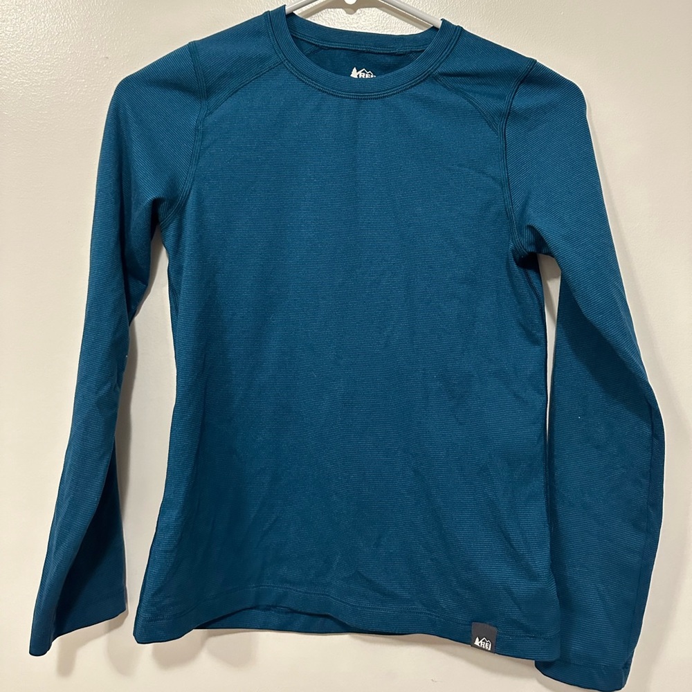 REI Boys Mid-weight Base Layer Size 10-12 long Johns Teal